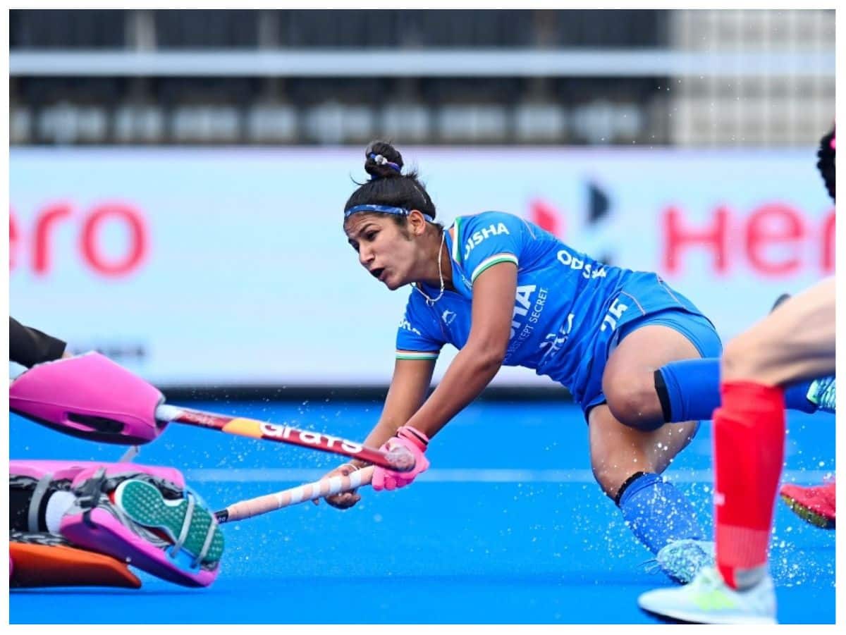 Indian Women's Hockey Team Register Stunning 7-0 Win Over South Africa